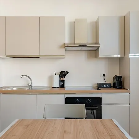 Luxury 2br In The Heart Of Apartman Bologna