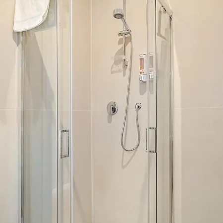 Apartman Luxury 2br In The Heart Of Bologna